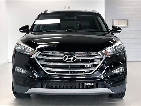 Used 2017 Hyundai Tucson Limited w/ Cargo Package image 6