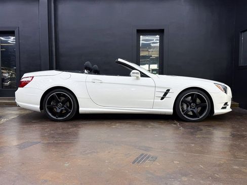 Used 2013 Mercedes-Benz SL 550 w/ Premium Pkg image 8