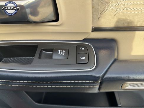 Used 2022 RAM 2500 Limited w/ Towing Technology Group image 17