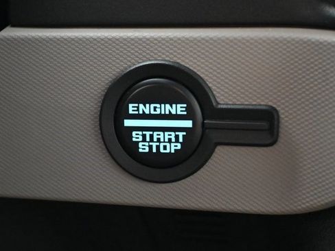 Used 2023 Ford Bronco Wildtrak image 33