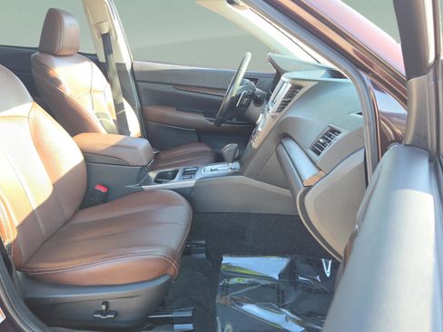 Used 2013 Subaru Outback 2.5i Limited w/ Special Appearance Pkg image 21