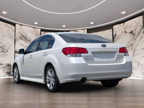 Used 2013 Subaru Legacy 2.5i Premium w/ All-Weather Pkg + Moonroof AWD/4WD image 6