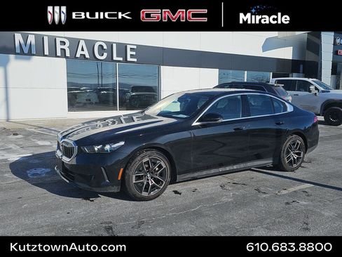 Used 2026 BMW 530i xDrive AWD/4WD image 1