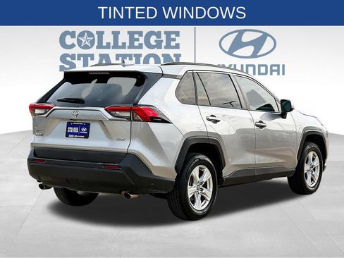 Used 2020 Toyota RAV4 XLE image 10