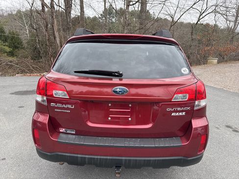 Used 2012 Subaru Outback 2.5i Premium image 5