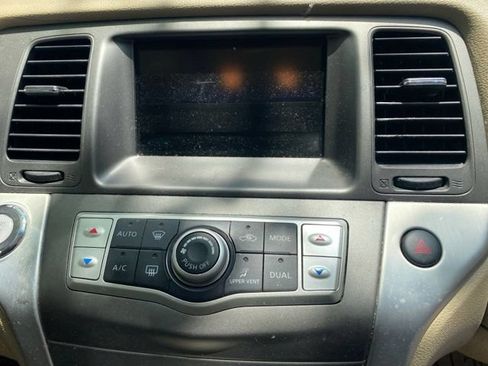 Used 2011 Nissan Murano S AWD/4WD image 25