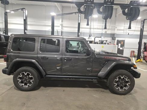 Used 2019 Jeep Wrangler Unlimited Rubicon w/ Steel Bumper Group image 3