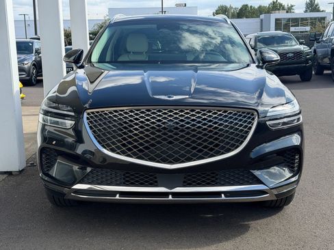 Used 2025 Genesis GV70 2.5T w/ Advanced Package AWD/4WD image 2