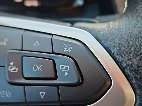 Certified 2024 Volkswagen Atlas SEL image 22