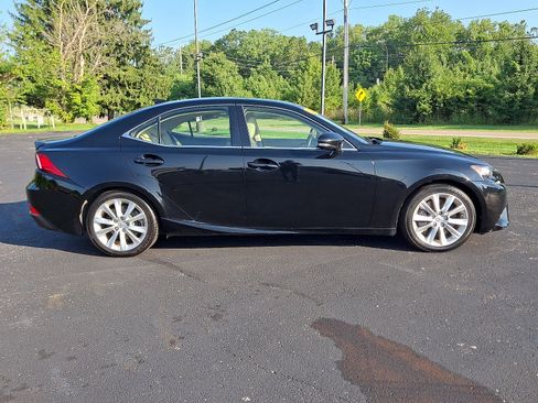 Used 2016 Lexus IS 300 AWD image 26