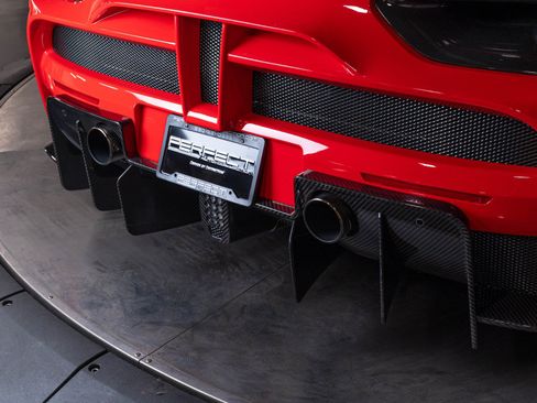Used 2016 Ferrari 488 GTB RWD image 71