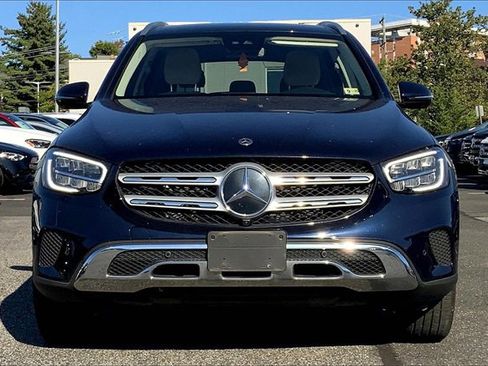 Used 2021 Mercedes-Benz GLC 300 4MATIC image 2