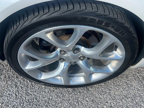 Used 2017 Buick Regal GS w/ Driver Confidence Package #2 FWD image 28