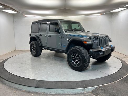 Used 2022 Jeep Wrangler Unlimited Rubicon 4xe w/ Safety Group image 7