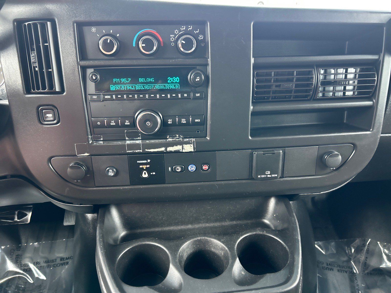 Used 2020 Chevrolet Express 3500 Extended RWD image 21