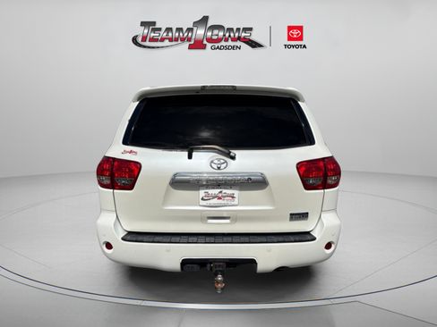 Used 2016 Toyota Sequoia Platinum RWD image 6