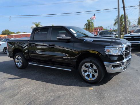 Used 2019 RAM 1500 Big Horn AWD/4WD image 2