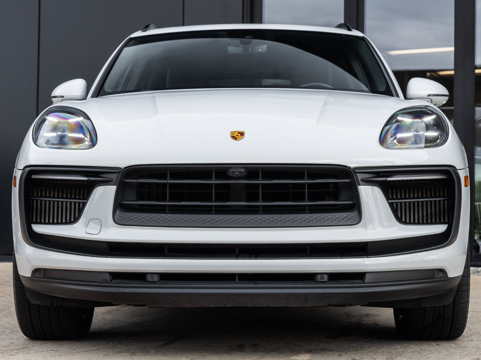 Used 2022 Porsche Macan S AWD/4WD image 8
