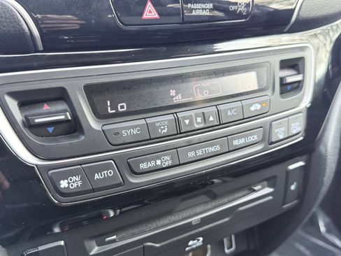 Used 2022 Honda Pilot Touring image 84