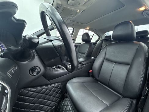 Used 2016 INFINITI Q50 3.0t Premium w/ 3.0T Premium Plus Package image 10