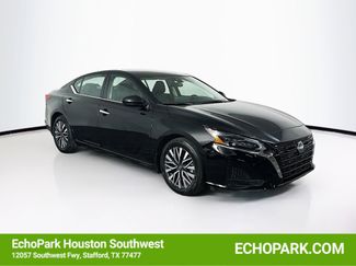 Used 2024 Nissan Altima 2.5 SV w/ SV Premium Package video 1