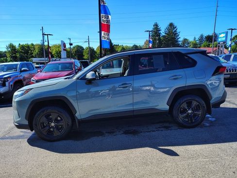 Used 2023 Toyota RAV4 XLE AWD/4WD image 8