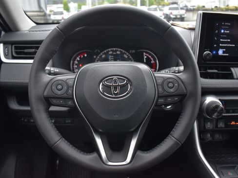 Certified 2025 Toyota RAV4 XLE w/ Convenience Package AWD/4WD image 9