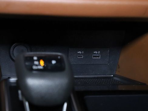 Certified 2024 Nissan Pathfinder Platinum AWD/4WD image 32