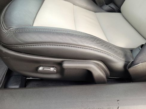 Used 2013 Chevrolet Corvette Grand Sport w/ 2LT Preferred Equipment Group image 11