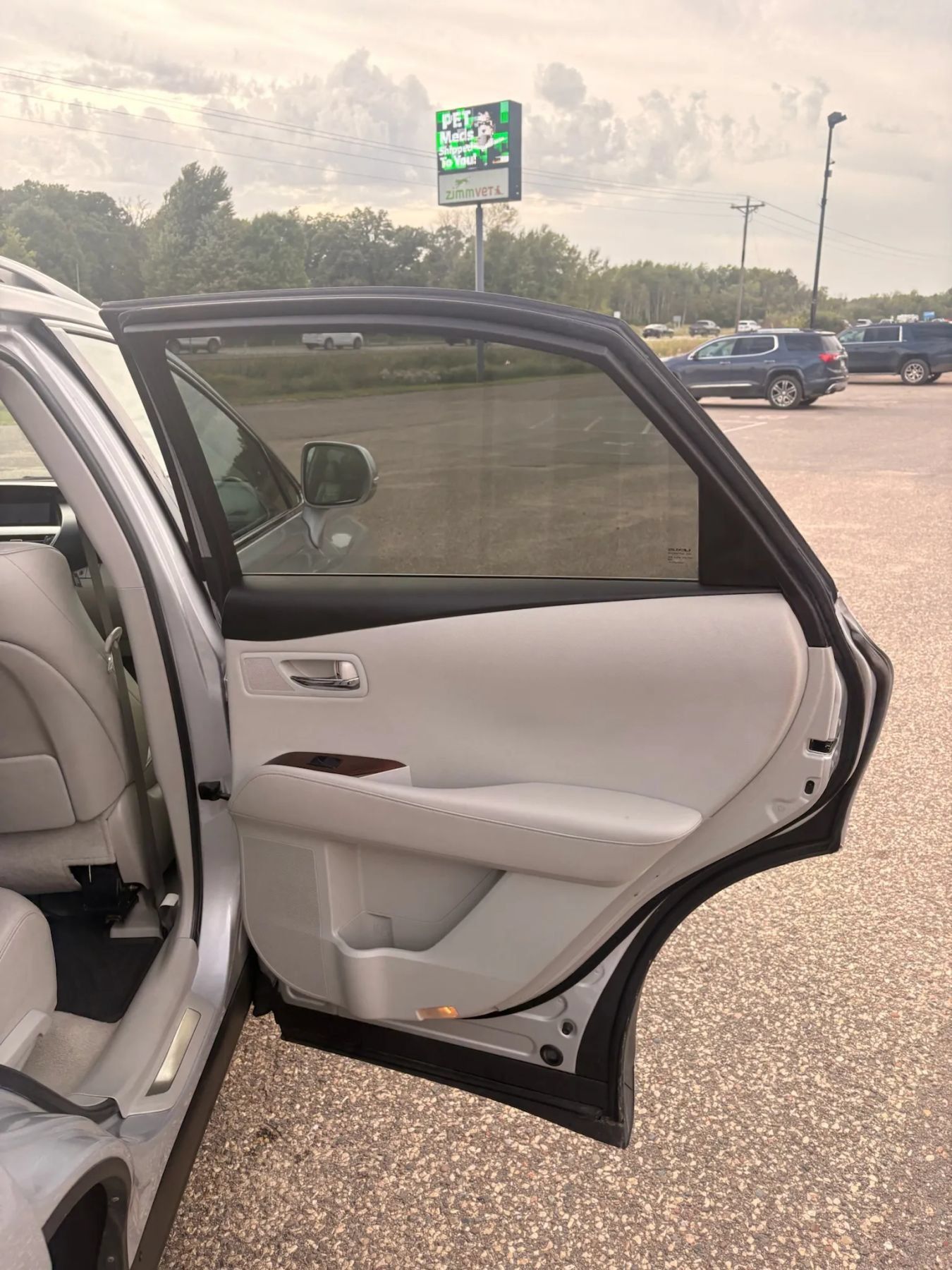 Used 2011 Lexus RX 350 AWD w/ Premium Pkg image 38
