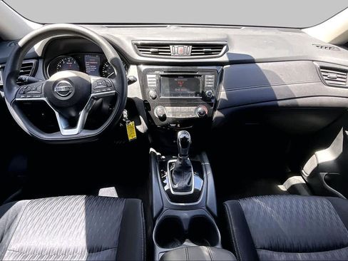Used 2020 Nissan Rogue S FWD image 15