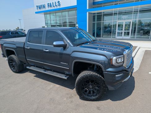 Used 2017 GMC Sierra 1500 Denali AWD/4WD image 4