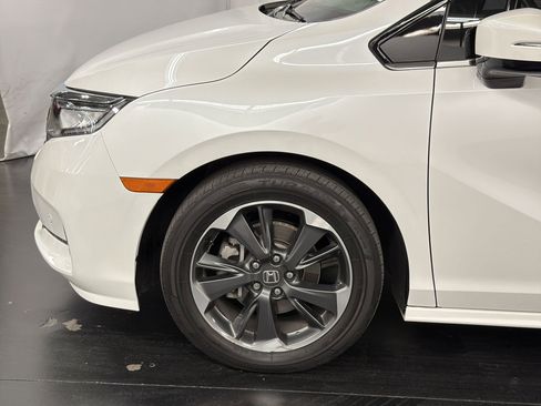 Certified 2023 Honda Odyssey Elite image 12