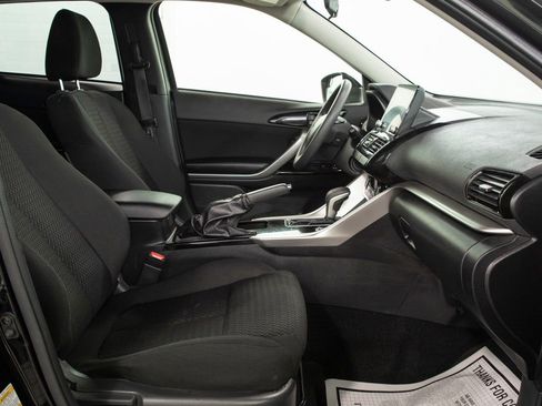 Used 2024 Mitsubishi Eclipse Cross LE image 16