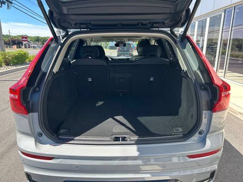 Certified 2025 Volvo XC60 B5 Plus AWD/4WD image 11