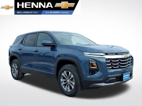New 2026 Chevrolet Equinox LT w/ Convenience Package II FWD image 1