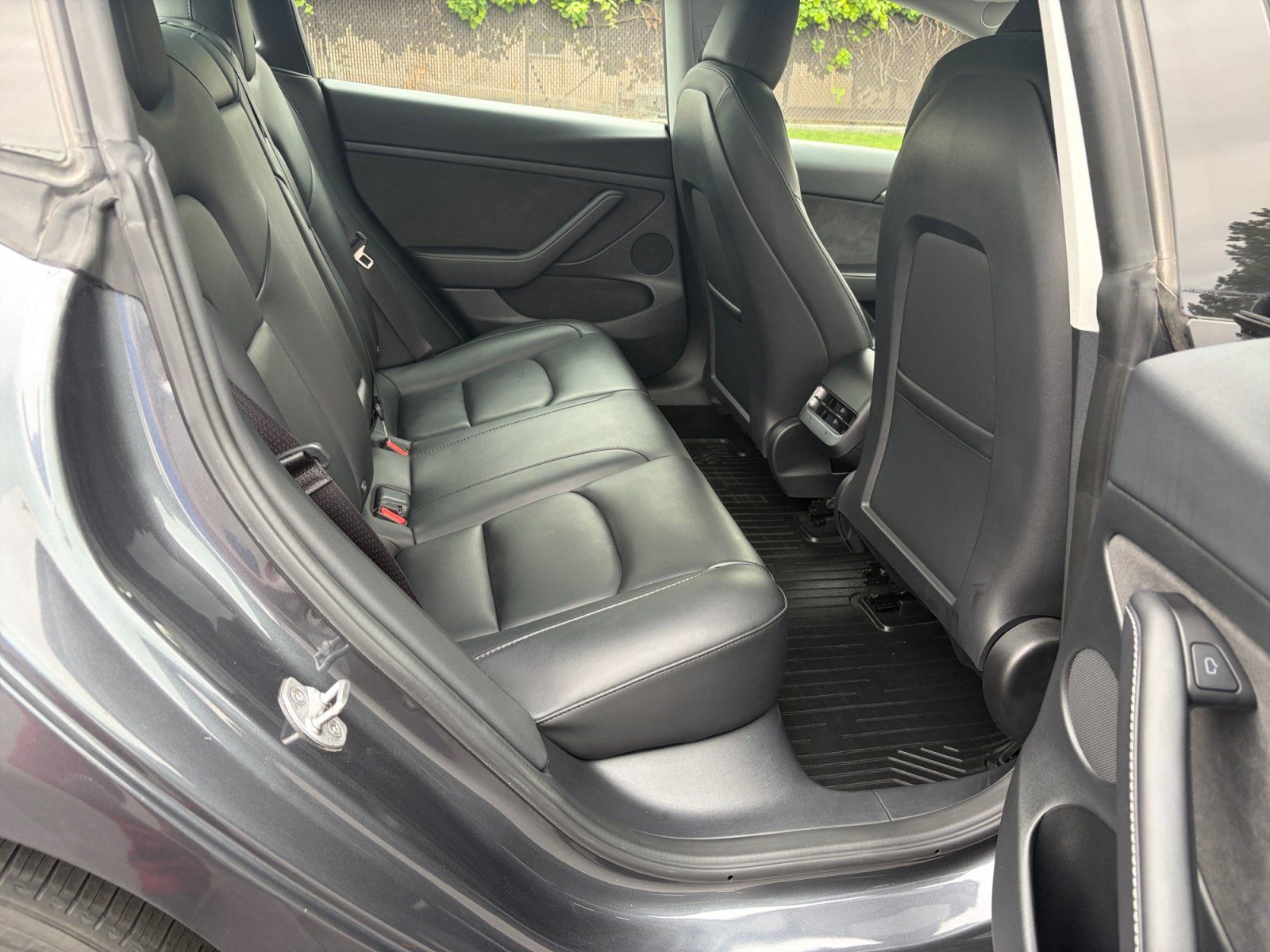 Used 2023 Tesla Model 3 Standard Range RWD image 26