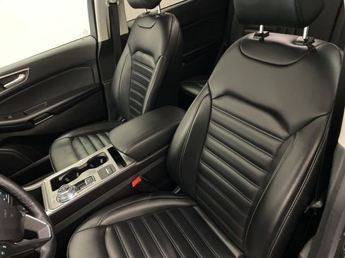 Used 2023 Ford Edge SEL image 17