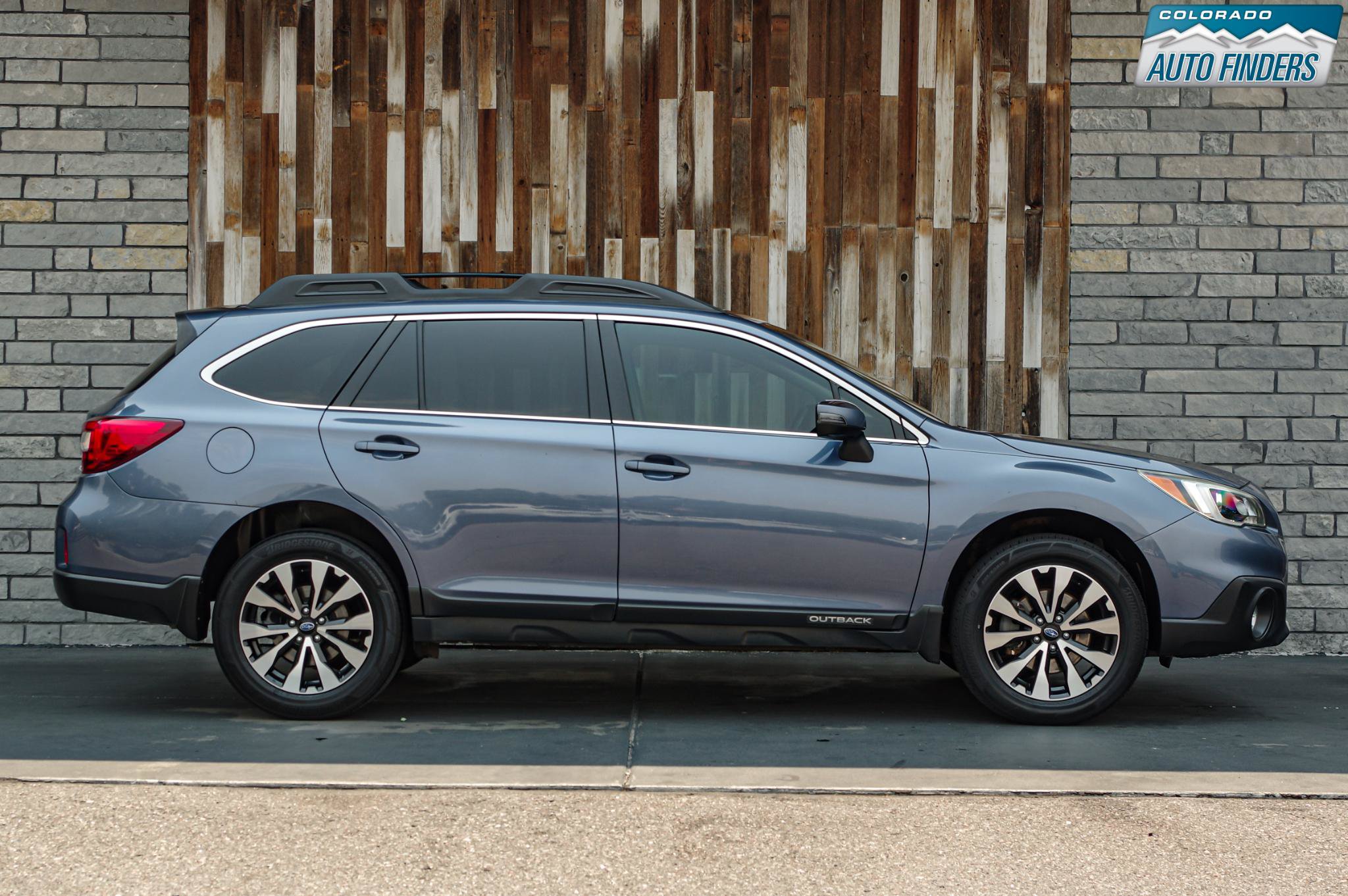 Used 2016 Subaru Outback 2.5i Limited AWD/4WD image 8