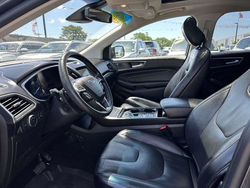 Used 2020 Ford Edge Titanium AWD/4WD image 14