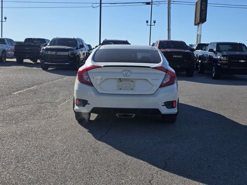 Used 2019 Honda Civic Sport image 6