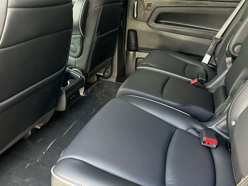 New 2026 Honda Odyssey Touring image 12