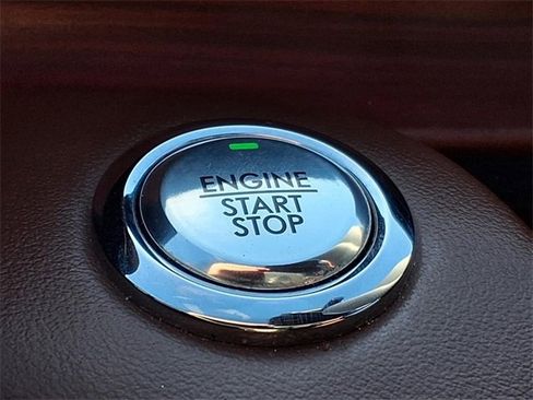 Certified 2020 Lincoln Aviator Reserve w/ Elements Package Plus image 18