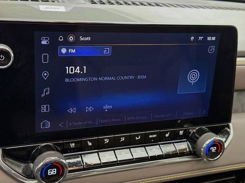 Used 2025 Chevrolet Colorado ZR2 w/ Technology Package image 17