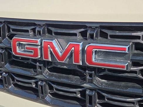 New 2026 GMC Canyon Elevation w/ Convenience Package image 30