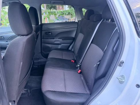 Used 2017 Mitsubishi Outlander Sport LE FWD image 16