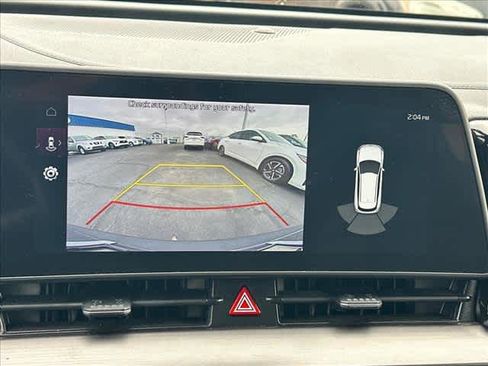 Used 2025 Kia Sportage EX image 21