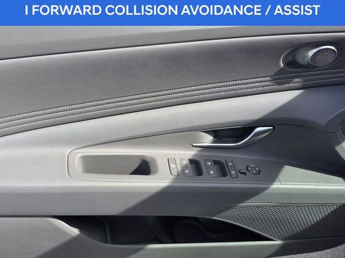 Certified 2025 Hyundai Elantra Sport FWD image 17