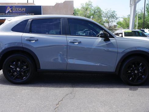Used 2025 Honda HR-V Sport image 2