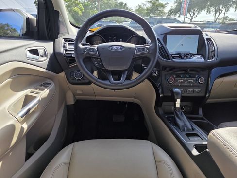 Used 2017 Ford Escape Titanium FWD image 13